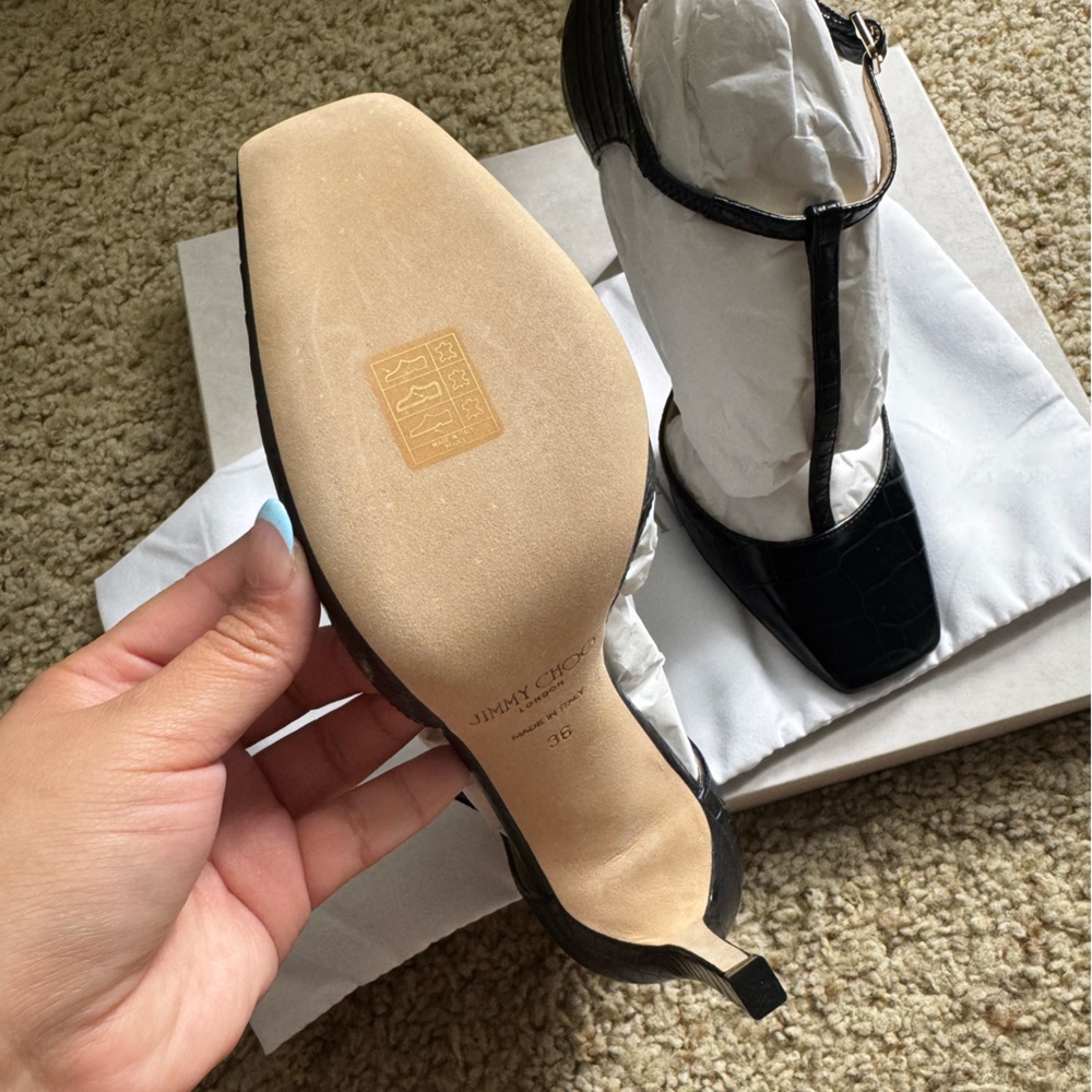 Jimmy Choo Léxica 100 Heels - Picture 8 of 10